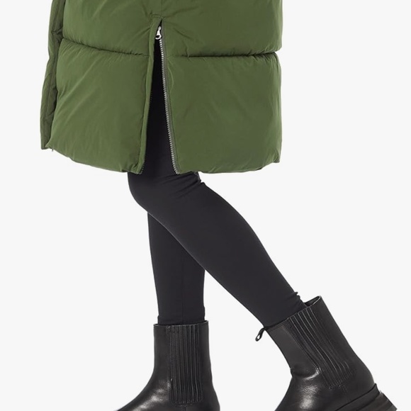 Amazon Essentials Women's Oversized Long Puffer Jacket 100% Polyester Care instr - Picture 3 of 7